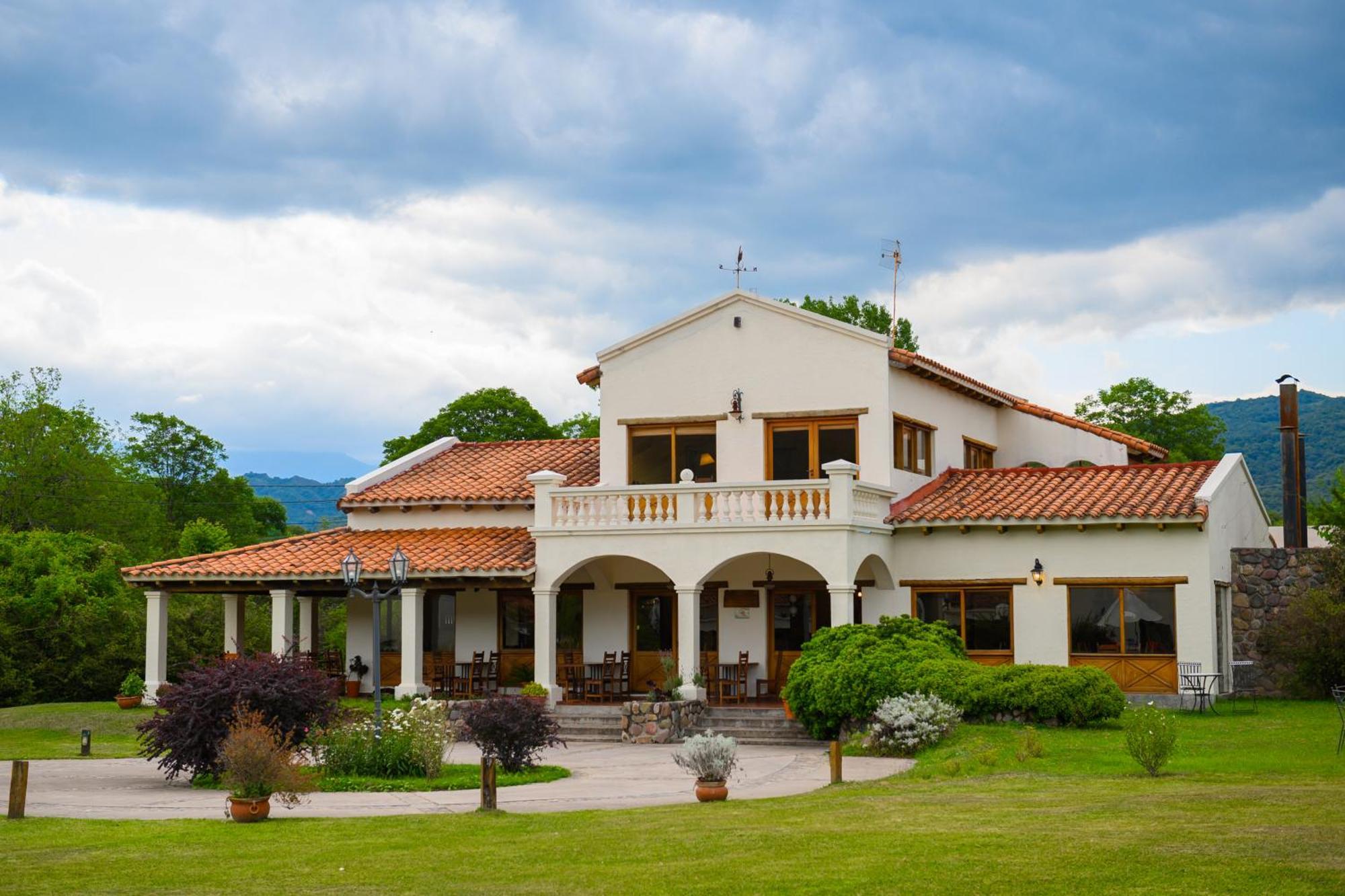 Hosteria Ла-Кальдера Экстерьер фото